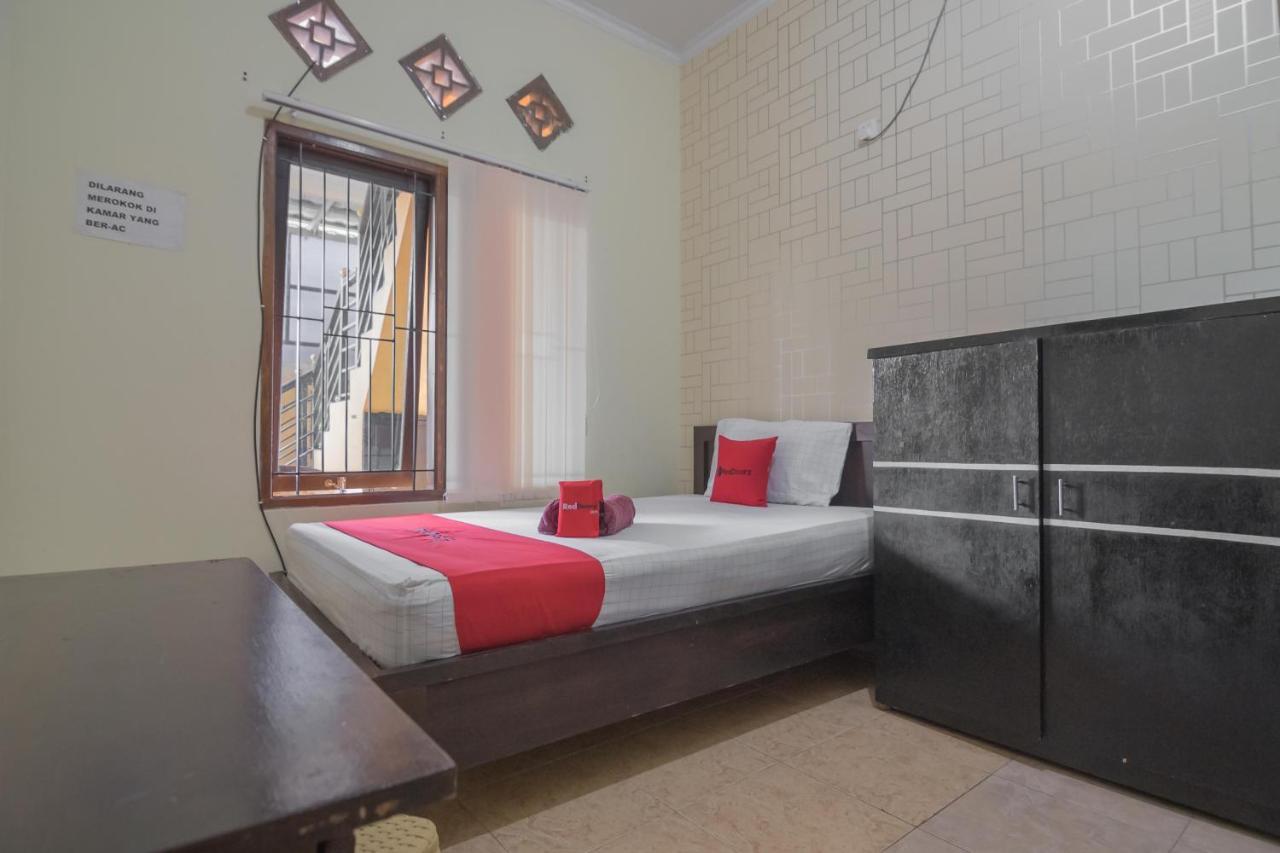 Reddoorz Near Sepinggan Airport Balikpapan 2 Ξενοδοχείο Εξωτερικό φωτογραφία